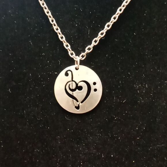 Musical necklace - Picture 2 of 3